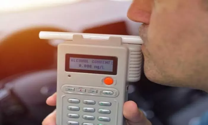 Delhi Police resumes breathalyser tests for drunk-driving after a year, prosecute 90 violators on weekend Delhi Police resumes breathalyser tests for drunk-driving after a year, prosecute 90 violators on weekend